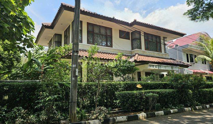 Rumah 2 Lantai Furnished Dalam Komplek Elit Lebak Bulus 2