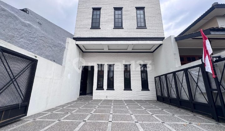 Strategic Residence – Only 400m from the Brigif Toll Exit!