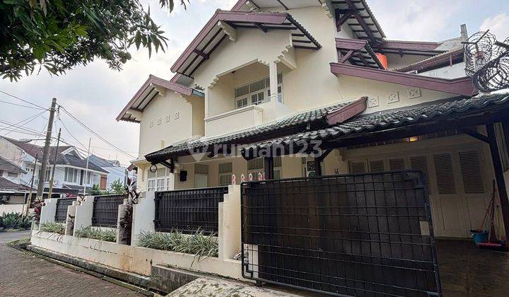 Rumah Gaya Lama yang Tetap Menawan di Tengah Bintaro Sektor 2 1