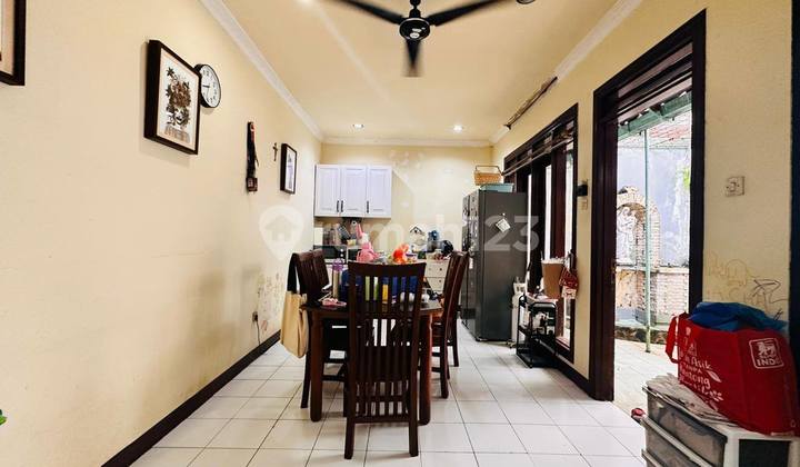 Komplek Tenang dengan One Gate System dan Jalan Lebar Dua Mobil. 2