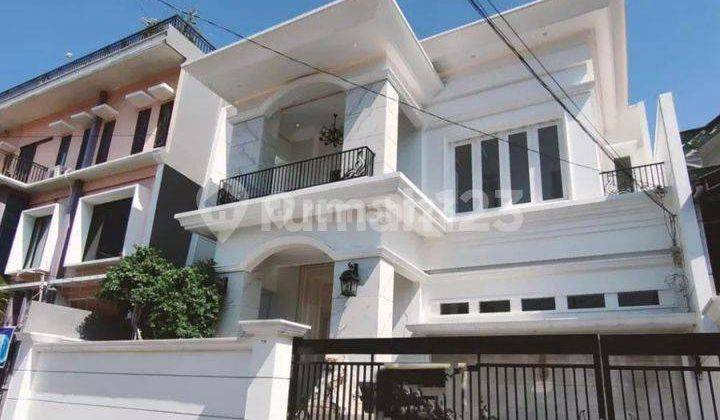 Rumah Baru di Erlangga Pleburan Full Furnished 2