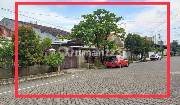 Rumah Tengah Kota Lokasi Strategis Siap Huni di Citarum 1