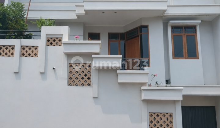 100% Bebas Banjir Rumah 2,5 Lantai Bukitsari Dekat Tol Tembalang 1
