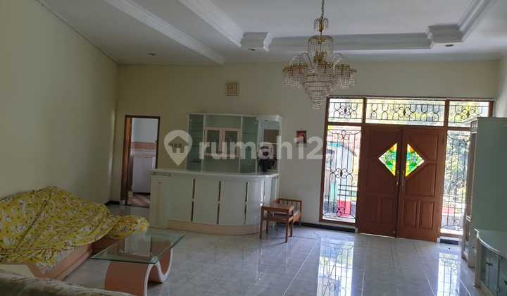 2-Storey Villa + Rooftop Bandungan Ready for Passive Income Awaits 2