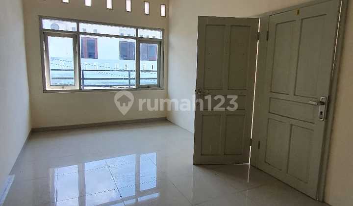 Rumah Minimalis 2 Lantai Tanahmas Tengah Kota Semarang 2