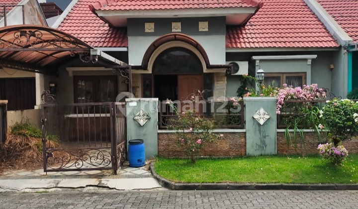 Graha Padma Semarang Barat Rumah Siap Pake Renov Dikit Biar Mewah 1