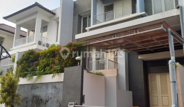 First Come, First Served: 2-Story Minimalist House in Candi Golf Semarang 1