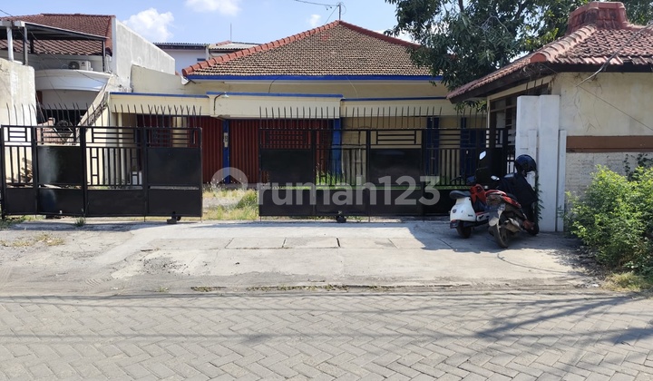 Warehouse Ready to Use with Truck Access on Jl. Hasanudin, Central Semarang City 1