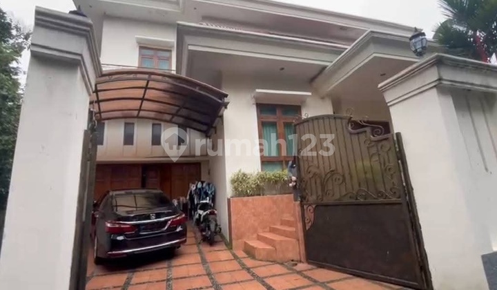 Rumah 2 Lantai Bukitsari Tembalang Masih Kinclong View Menawan 1