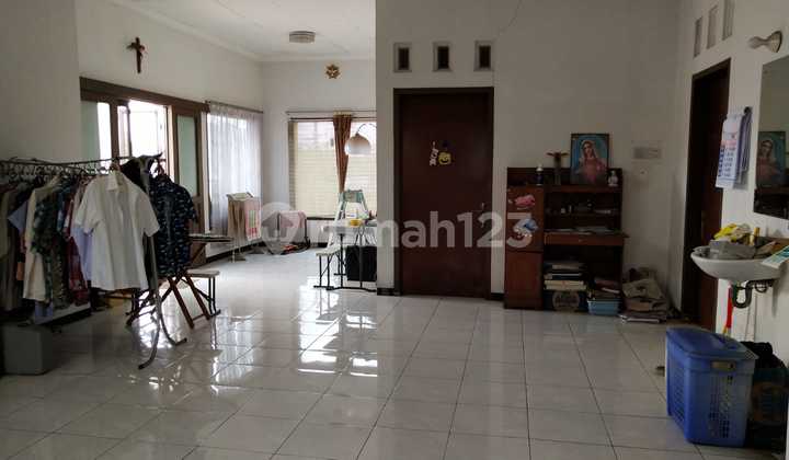 2-Story House Puri Anjasmoro for Sale Below Market Price 2