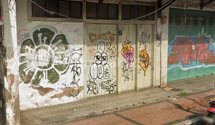 Rumah Lama Orientasi Tanah Jl. Parujakan Pekalangan Kota Cirebon 2