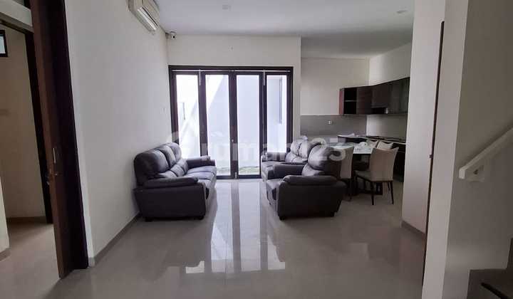Rumah 2 Lantai Minimalis Modern Pandanaran Hills Tembalang 2