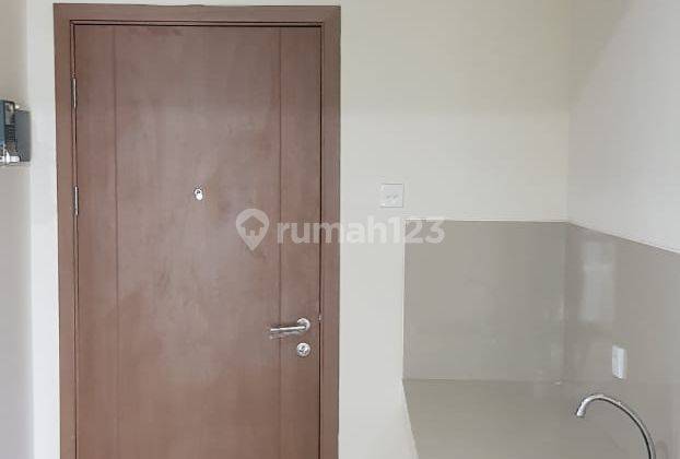 Di  Puri Orchard Apartemen berkelas CBD Puri Indah