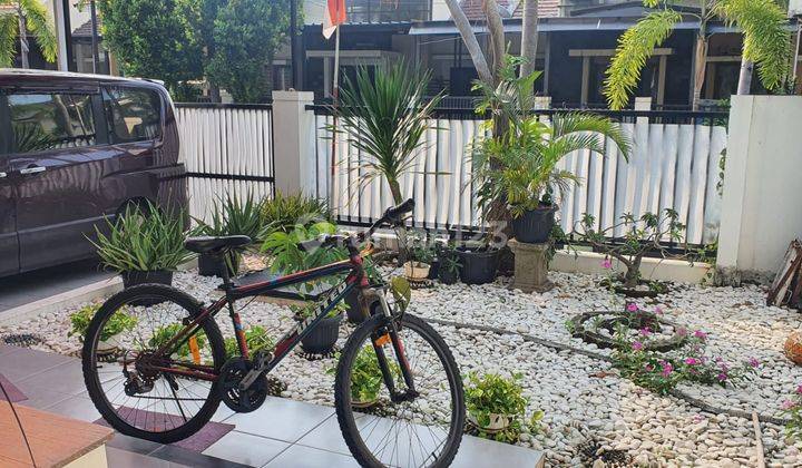 Dijual Cepat Rumah 2lantai di Cluster Aralia Harapan Indah Bekasi 2