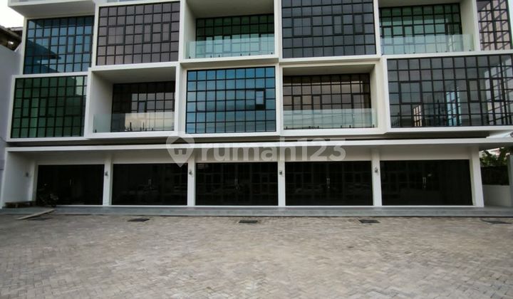 Jual Ruko dekat kampus WM di pinggir Jl Dinoyo Surabaya Pusat Jual Ruko dekat kampus WM di pinggir Jl Dinoyo Surabaya Pusat