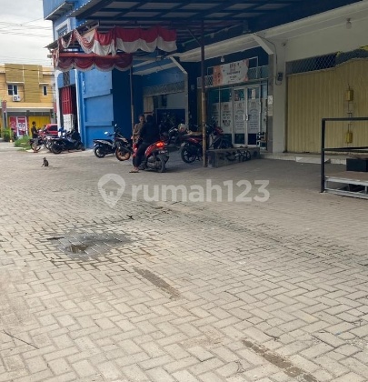 Ready-to-Occupy Shophouse Below Market Price in Front of Pesona Anggrek Bekasi Housing