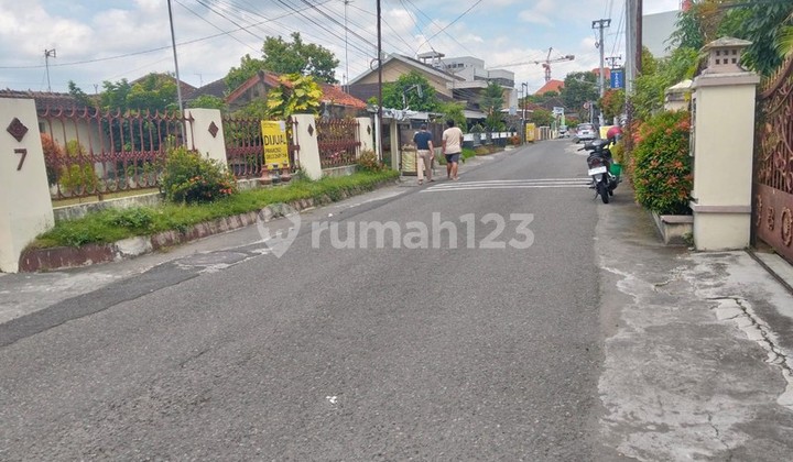 For Sale House with Spacious Yard in Prime Location Heart of the City Semaki, Umbulharjo, Yogyakarta 2