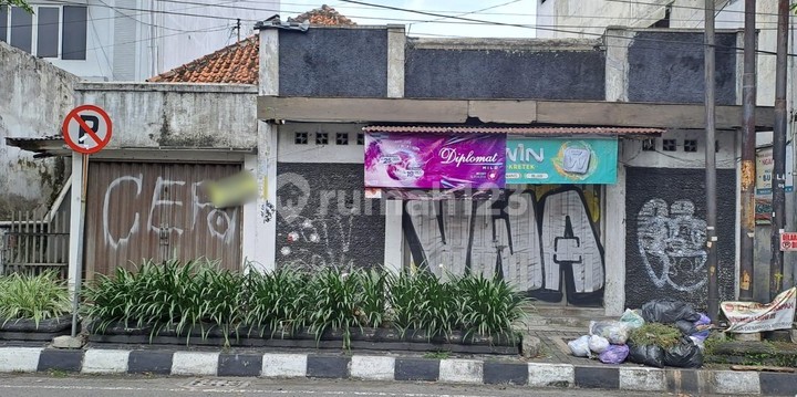 Land for Sale with Building Bonus, Strategic Location on Jl. Laksda Adisucipto, Demangan, Gondokusuman, Yogyakarta