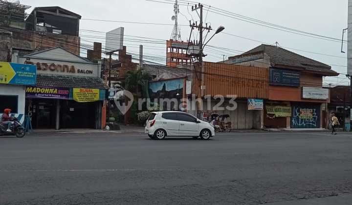 Ruang Usaha Harga Di Bawah Apraisal  Di Pinggir Jl A Yani, Kartasura, Jawa Tengah