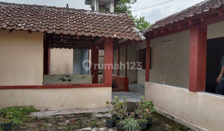 Bangunan Rumah 9 Kamar Cocok Untuk Kantor Di Jogonalan Klaten 1