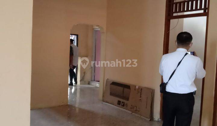 Bangunan Rumah 9 Kamar Cocok Untuk Kantor Di Jogonalan Klaten 3