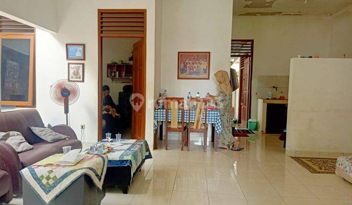 Rumah Bagus Unfurnished SHM di Gowongan, Yogyakarta 6