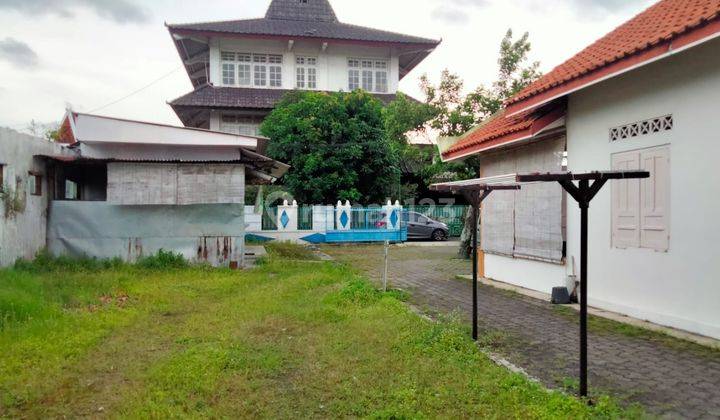 Rumah Dengan Halaman Luas Lokasi Strategis Dekat Lippo Demangan Gondokusuman Jogja 1