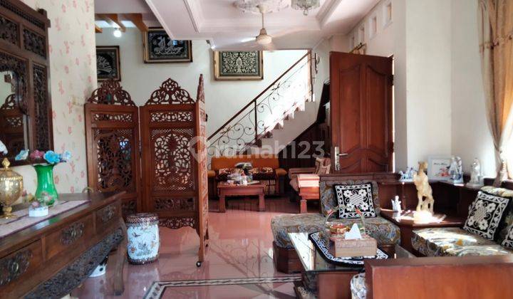 Rumah Mewah 7 Kamar Di Jl Veteran Dekat Kebun Binatang Gembiraloka 2