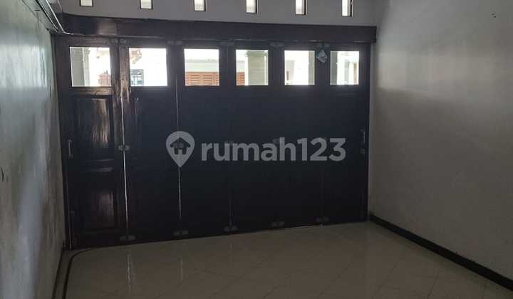 Luxury House in the Pesona Merapi Residential Area, Ngaglik, Sleman. 2