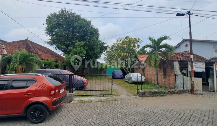 Tanah 689 Meter Persegi Lokasi Dekat Jalan Selokan Mataram Tanah 689 Meter Persegi Lokasi Dekat Jalan Selokan Mataram