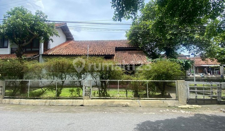 Rumah Asri 1 Lantai dengan Halaman Super Luas Dekat Jalan Damai, Sinduharjo, Ngaglik, Sleman