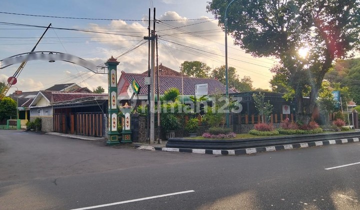 Rumah 501 Meter Persegi Strategis di Tengah Kota Yogyakarta, Baciro, Gondokusuman, Yogyakarta 2