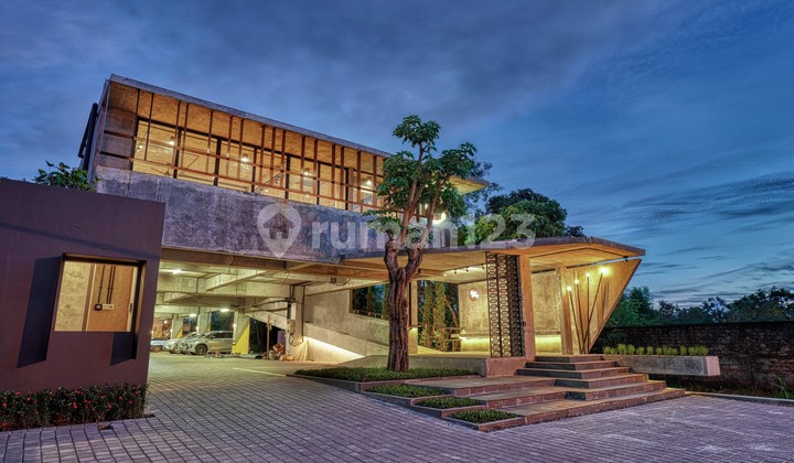 Resto atau Ruang Usaha Lokasi Premium di Jalan Palagan Dekat Hyatt Regency