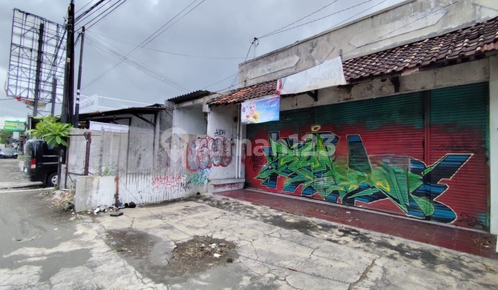 Dijual Tanah 303 Meter Persegi Strategis Bonus Bangunan di Pinggir Jalan Ringroad Utara, Condongcatur, Depok, Sleman
