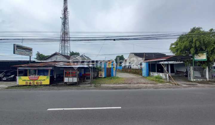 Disewakan Gudang Strategis Banguntapan Akses Container & Tronton, di Jl. Imogiri Timur KM 8, Banguntapan, Bantul Disewakan Gudang Strategis Banguntapan Akses Container & Tronton, di Jl. Imogiri Timur KM 8, Banguntapan, Bantul