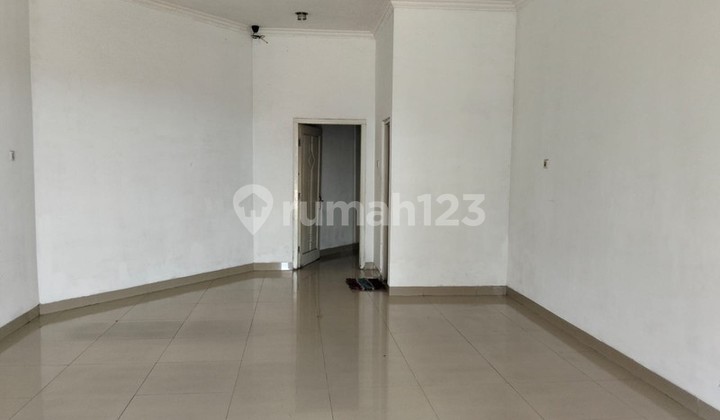 3-Story Furnished Shop House, Strategically Located Near Kanisius Gayam 1 Elementary School, Pakualaman, Yogyakarta 3-Story Furnished Shop House, Strategically Located Near Kanisius Gayam 1 Elementary School, Pakualaman, Yogyakarta