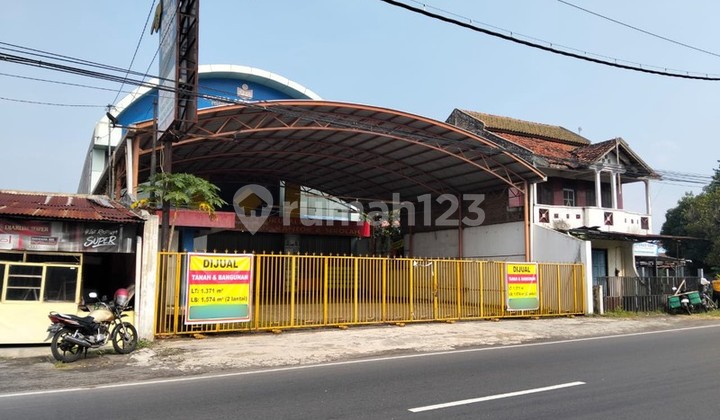 Business Space 1371 Square Meters Strategic Location on Parangtritis Street Km 10 Timbulharjo, Sewon, Bantul