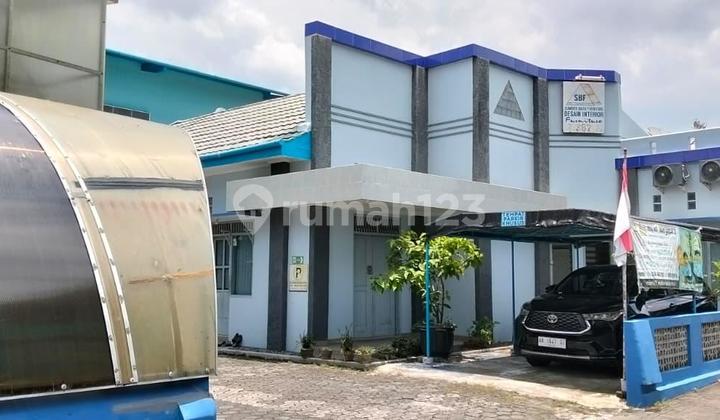 Rumah Sangat Luas Full Furnished di Tepi Jalan Wonosari KM 4,5 - Banguntapan, Bantul Rumah Sangat Luas Full Furnished di Tepi Jalan Wonosari KM 4,5 - Banguntapan, Bantul
