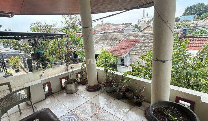 Rumah 2 Lt di Perumahan Graha Prima Depok Jawa Barat Y00239 1