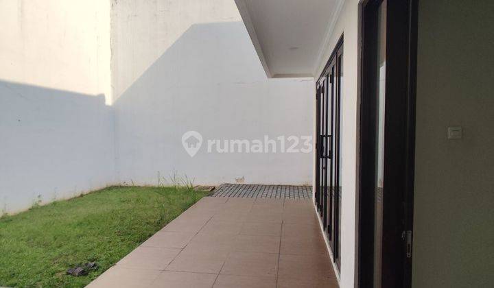 Rumah Cantik 2 LT di Modern Hills Pondok Cabe Tangerang L2-240272 2