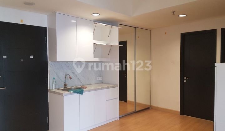 Apt Skyline Tower F 2BR Pool Gading Serpong Tangerang 1K90004W 2