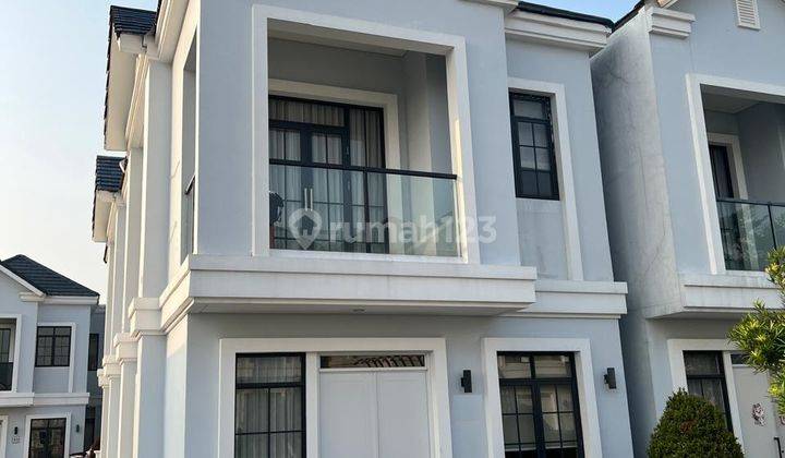 Rumah 3 Lantai Double Decker Lavon Viridia Tangerang 1K8000S4 1