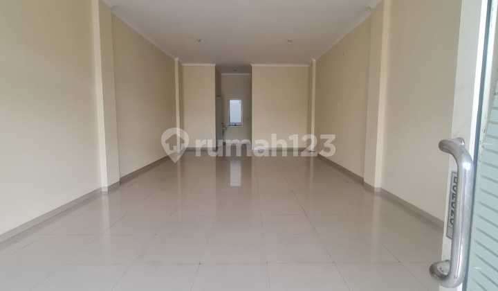 Ruko 3 Lantai Terrace 8 Blok A di Suvarna Sutera Tangerang 1K90006Y