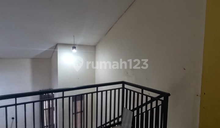 Rumah Full Renov di Green Valley Serpong Garden Cisauk Tangerang 1K90004V 