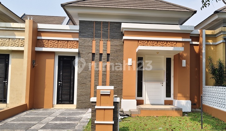 Rumah 1 LT (8x20) di Cluster Cempaka Suvarna Sutera Tangerang 1K900046