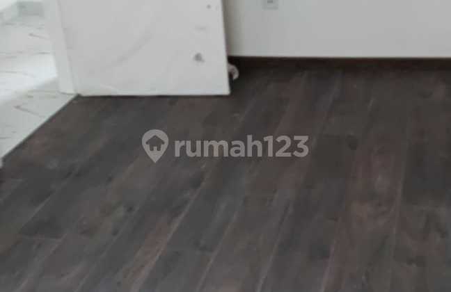 Rumah Double Decker Hoek Tipe H di Lavon 2 Tangerang 1K900038  2