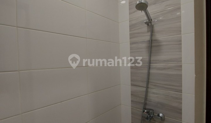 Rumah Kost 10 Kamar di Allogio Gading Serpong Tangerang 1K90004H 