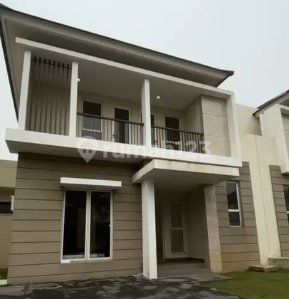Rumah Cantik 2 Lantai uk 9x20 di Suvarna Sutera Tangerang 1K90007C
