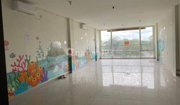 Ruko 3 Lantai di Terrace 8 Depan Pasar 8 Suvarna Sutera Tangerang 1K90004J 1