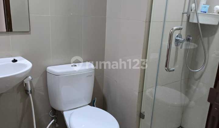 For quick sale: Midtown Signature Gading Serpong Apartment, strategic location near the mall SMS 2